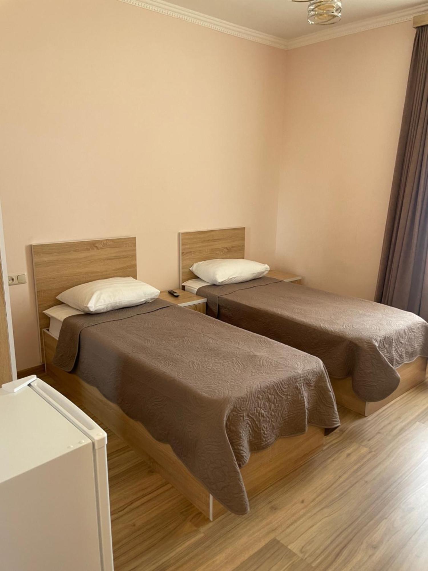 Decca Hotel Γιερεβάν Εξωτερικό φωτογραφία