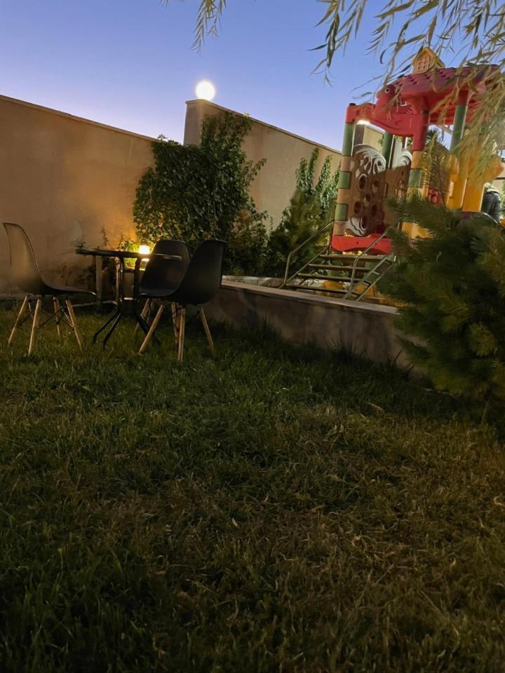 Decca Hotel Γιερεβάν Εξωτερικό φωτογραφία