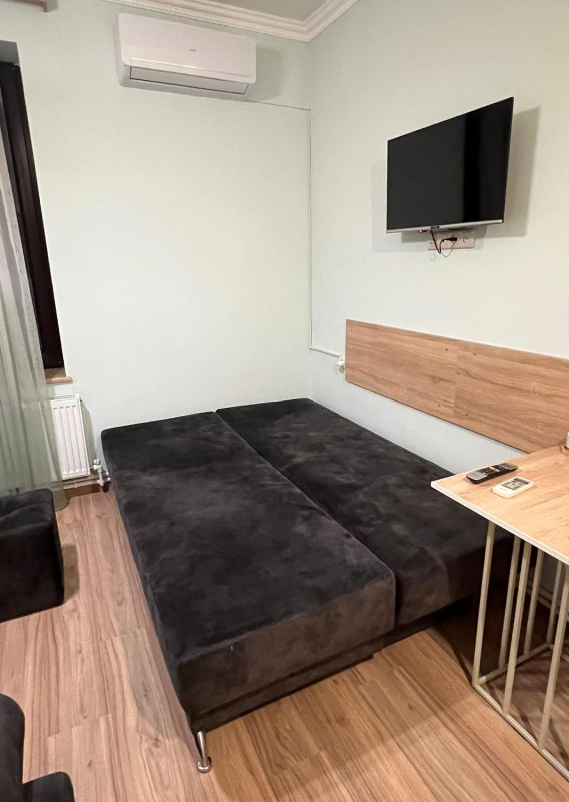 Decca Hotel Γιερεβάν Εξωτερικό φωτογραφία