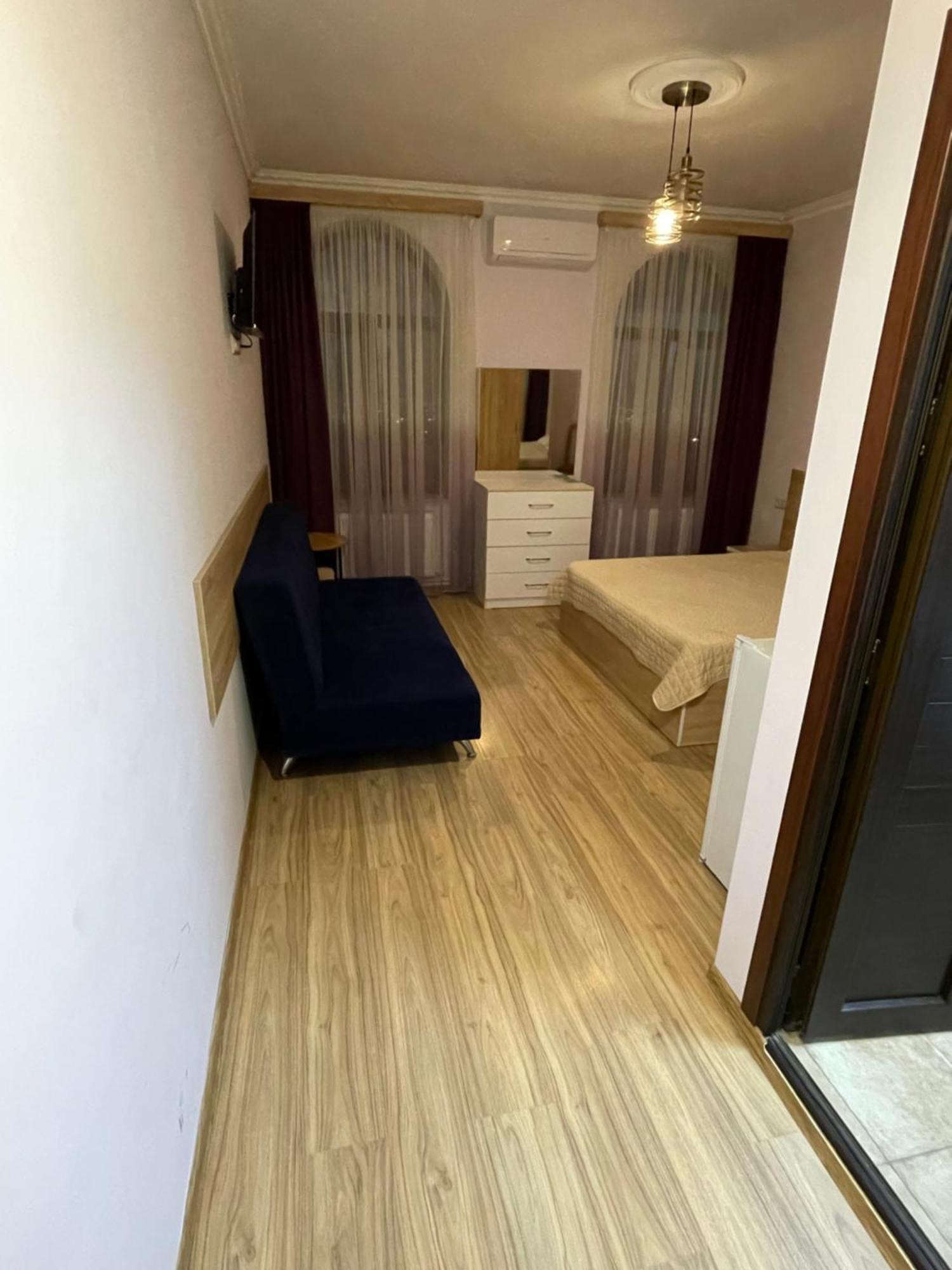 Decca Hotel Γιερεβάν Εξωτερικό φωτογραφία