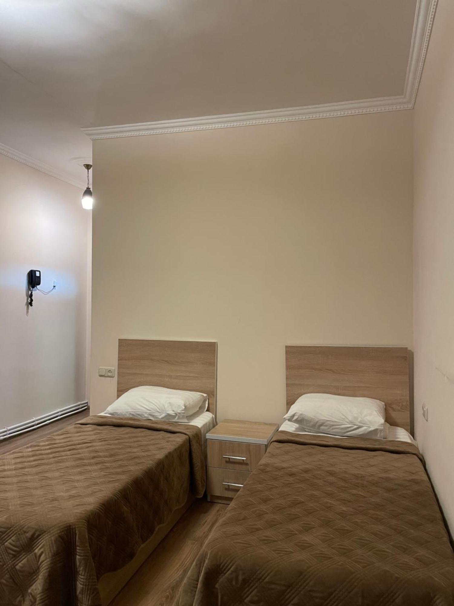 Decca Hotel Γιερεβάν Εξωτερικό φωτογραφία